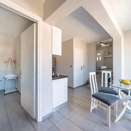 Kate House Ágios Matthaíos