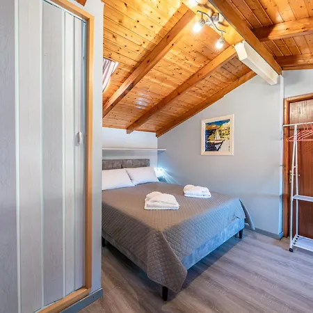 Kate House * Ágios Matthaíos