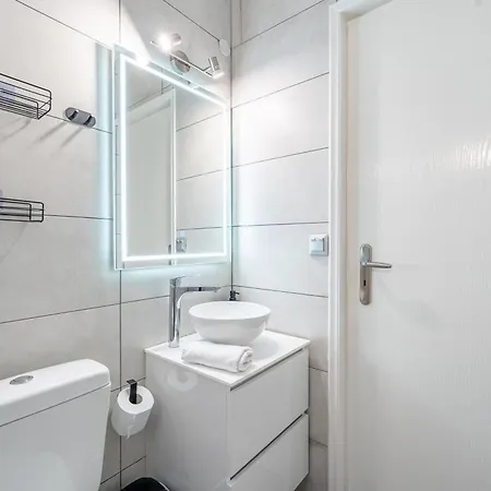 Kate House * Ágios Matthaíos